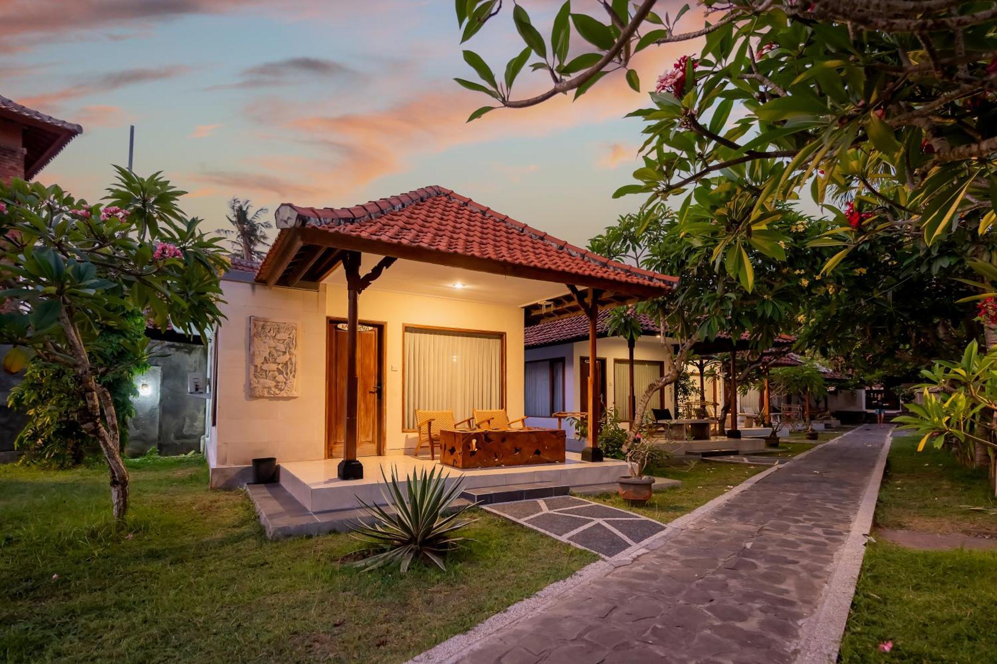 Ganesh Beach Hotel 캔디다사 외부 사진