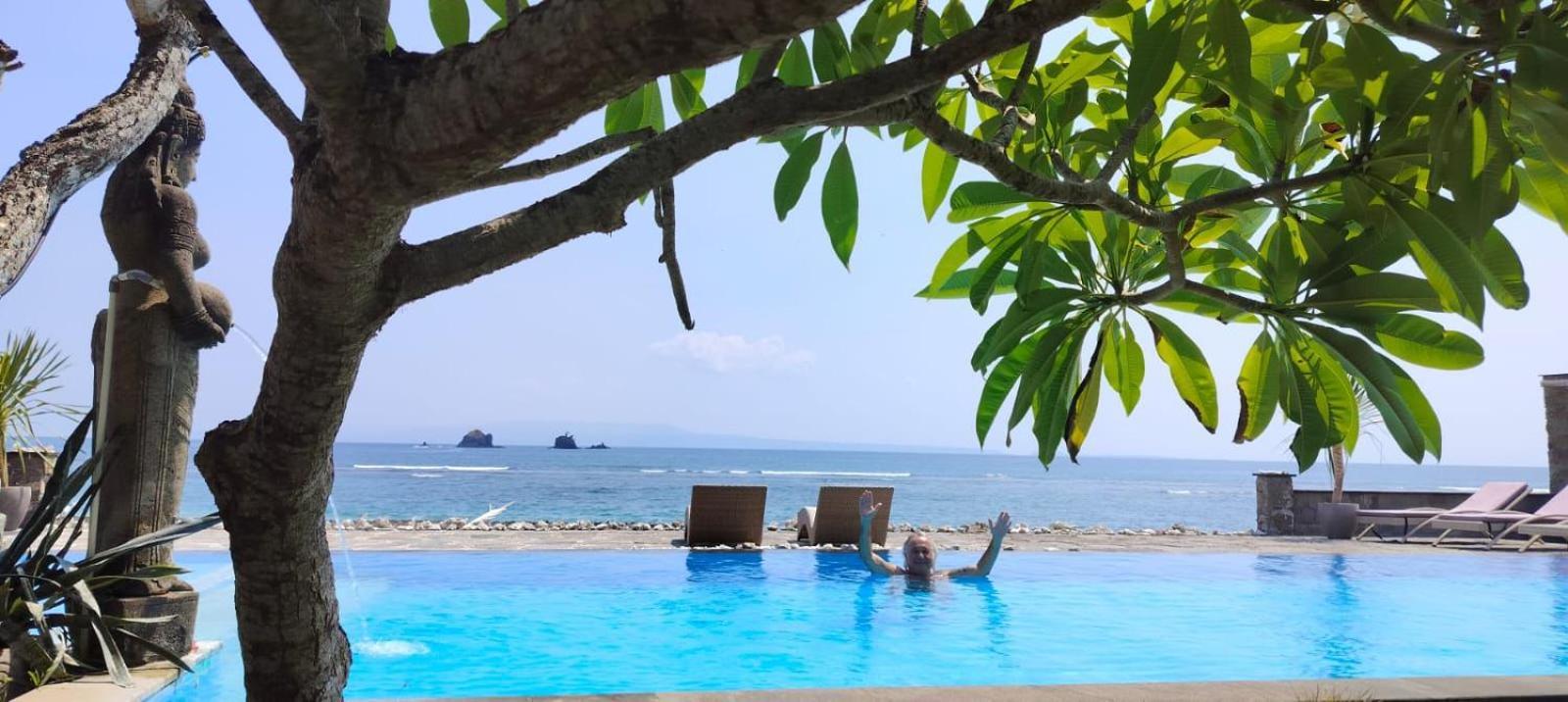 Ganesh Beach Hotel 캔디다사 외부 사진