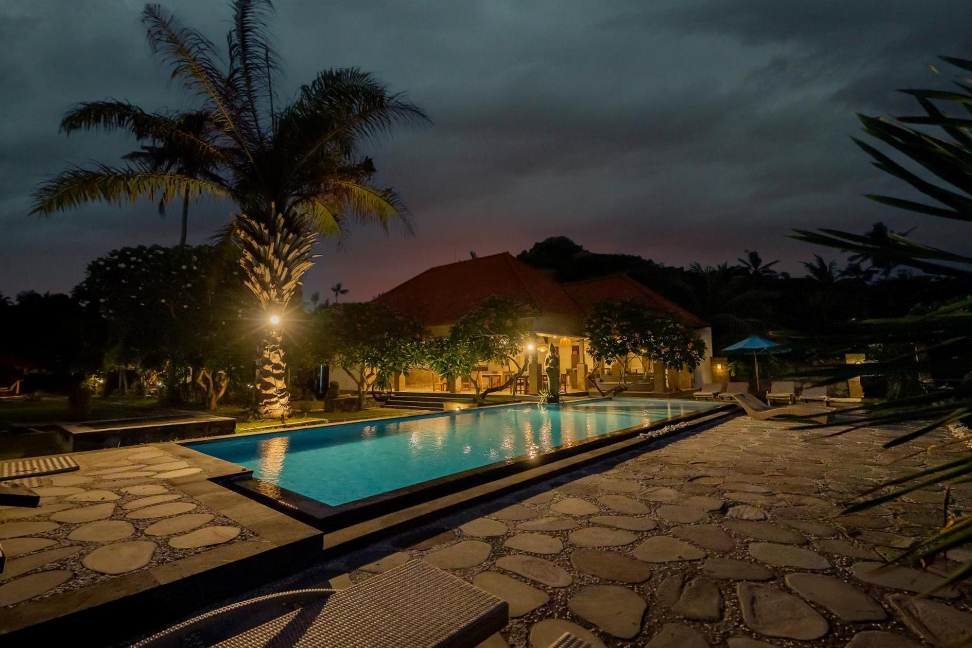 Ganesh Beach Hotel 캔디다사 외부 사진