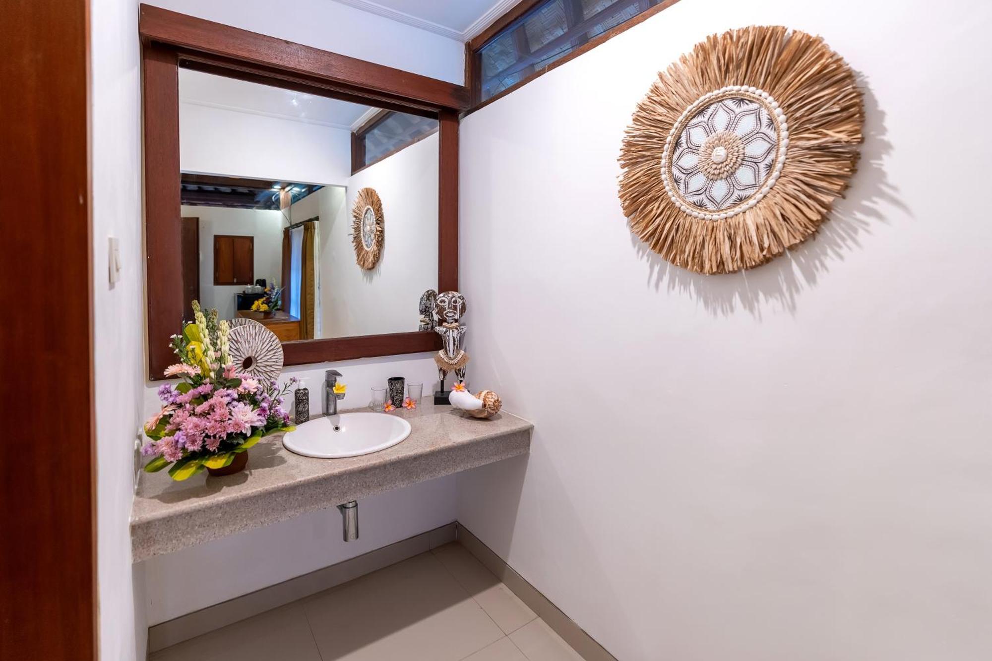 Ganesh Beach Hotel 캔디다사 외부 사진